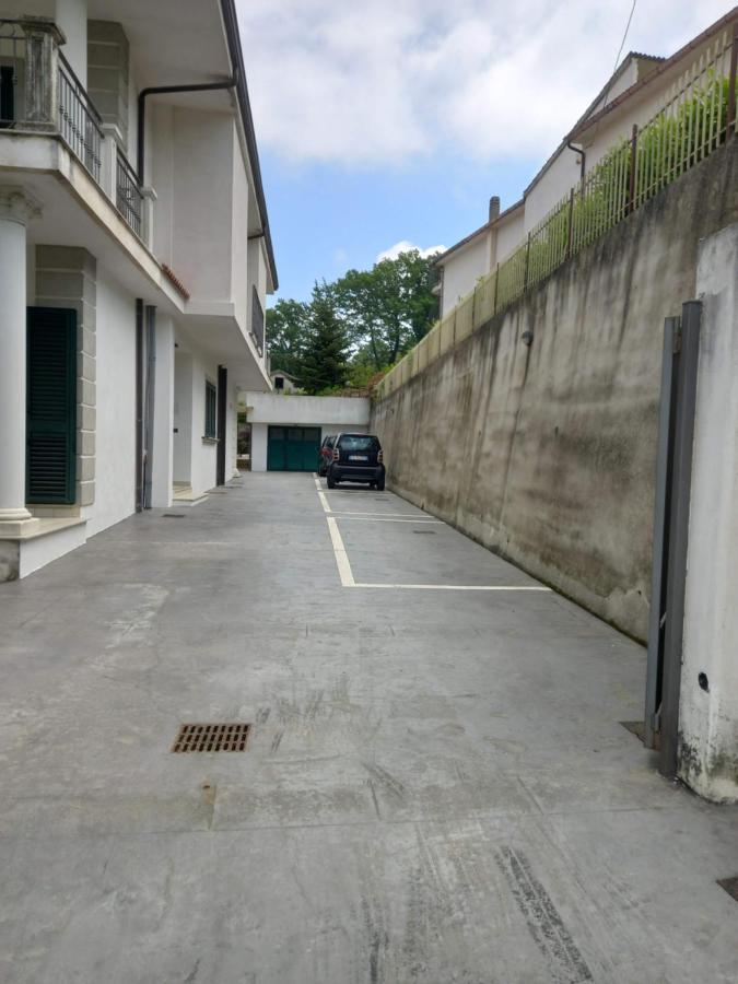 B&B Tenuta Bianca Oliveto Citra Exteriör bild