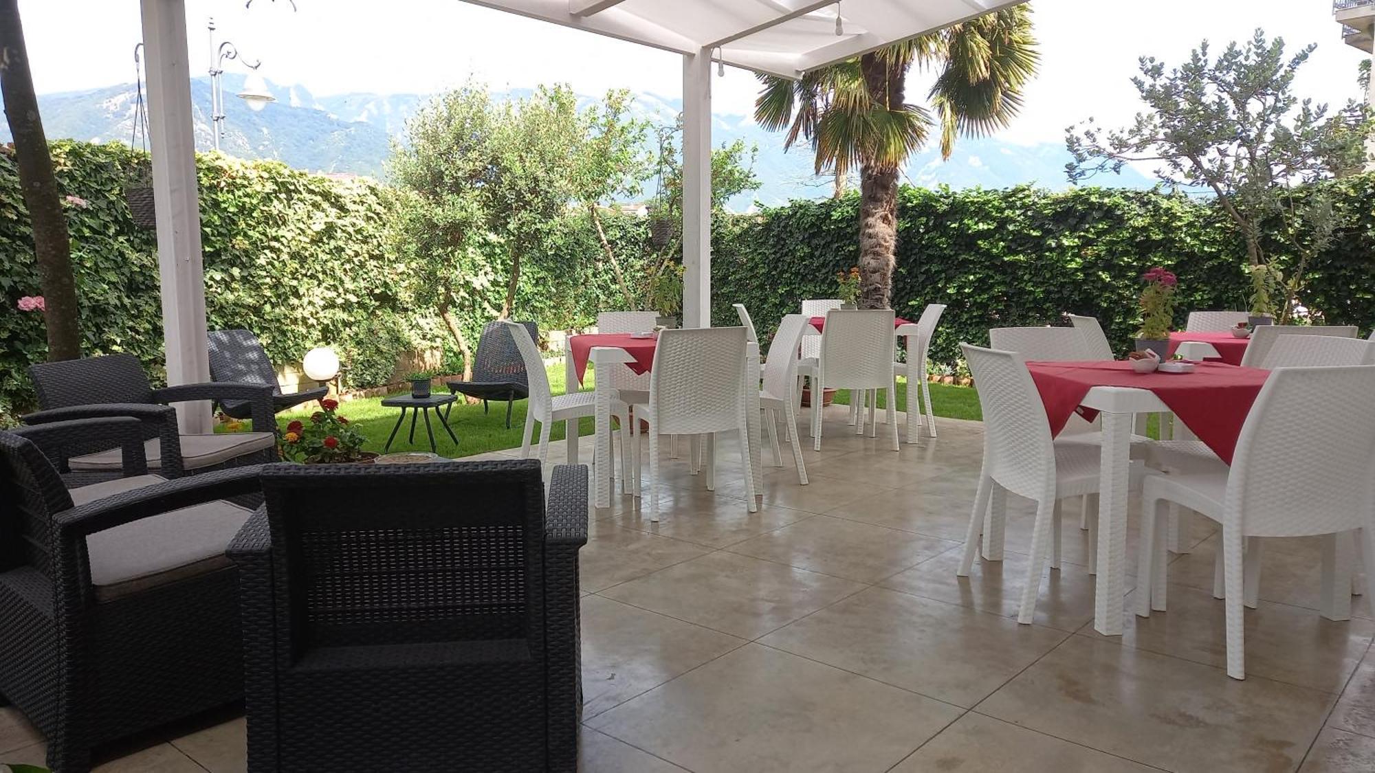 B&B Tenuta Bianca Oliveto Citra Exteriör bild